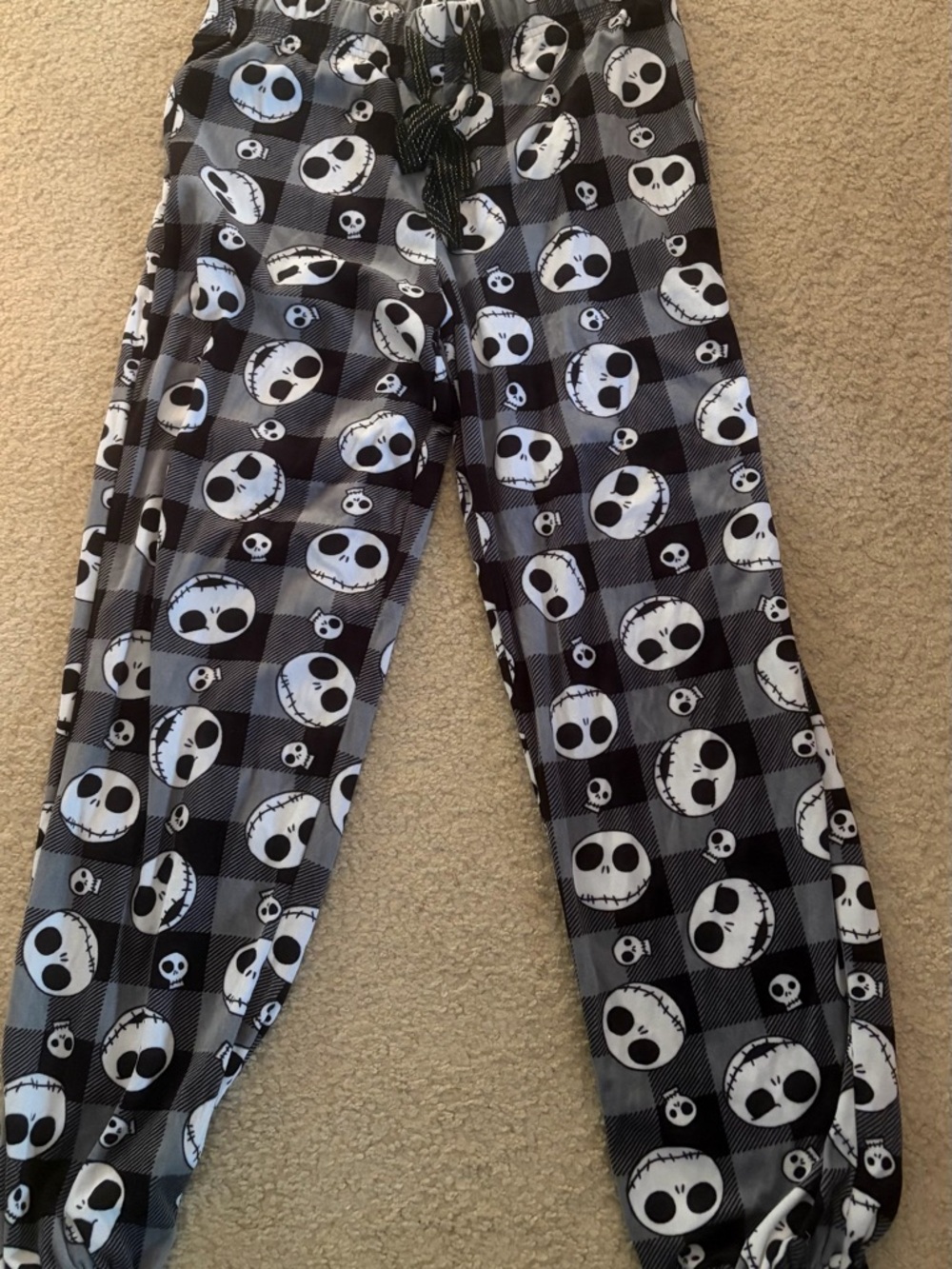 Women’s Black & Gray Skull Plaid Pajama Pants